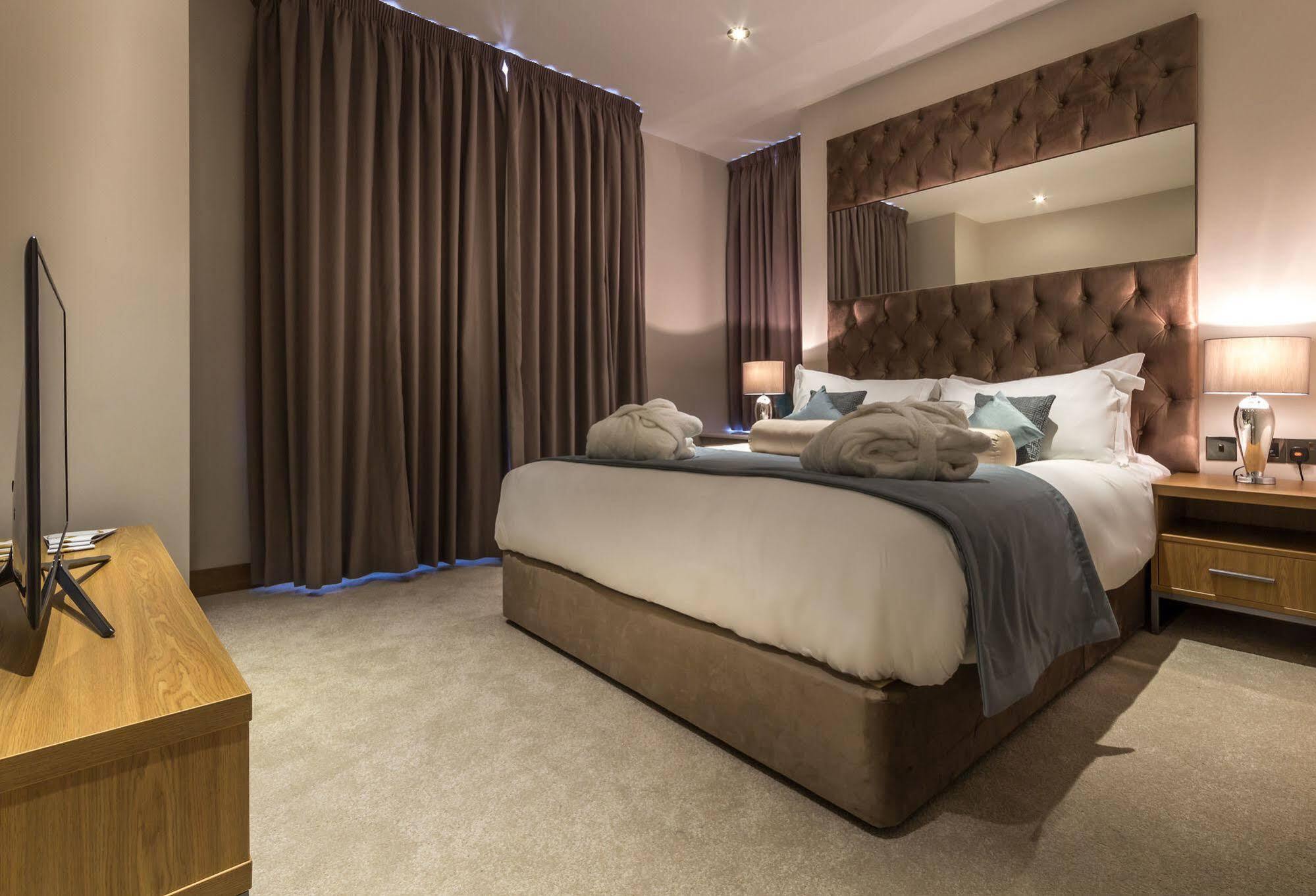 Mansio Suites Basinghall Лидс Экстерьер фото