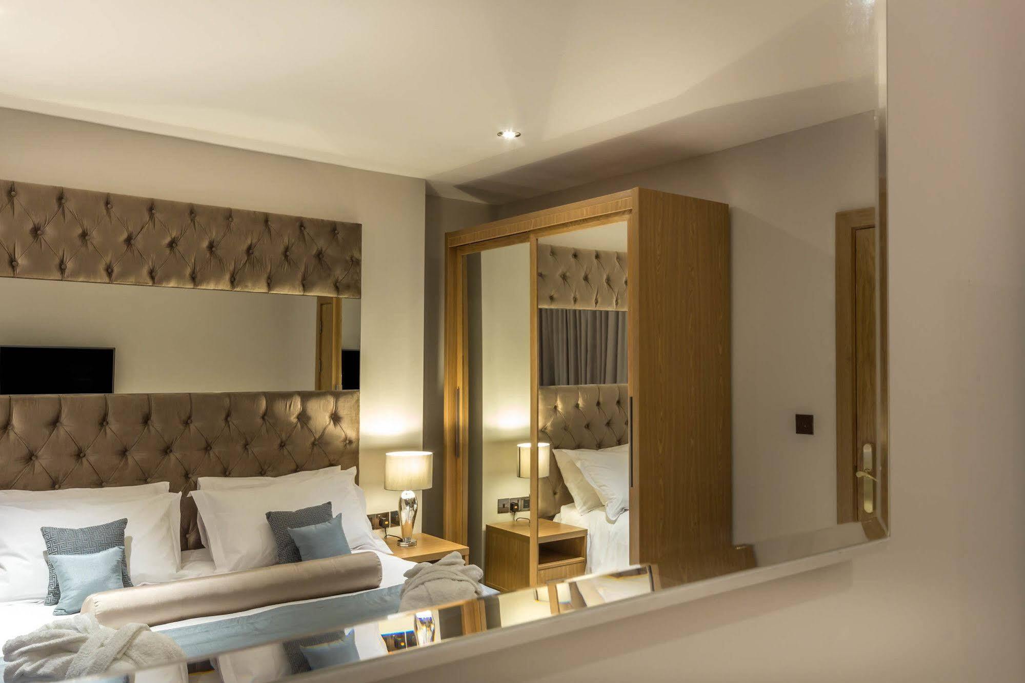 Mansio Suites Basinghall Лидс Экстерьер фото