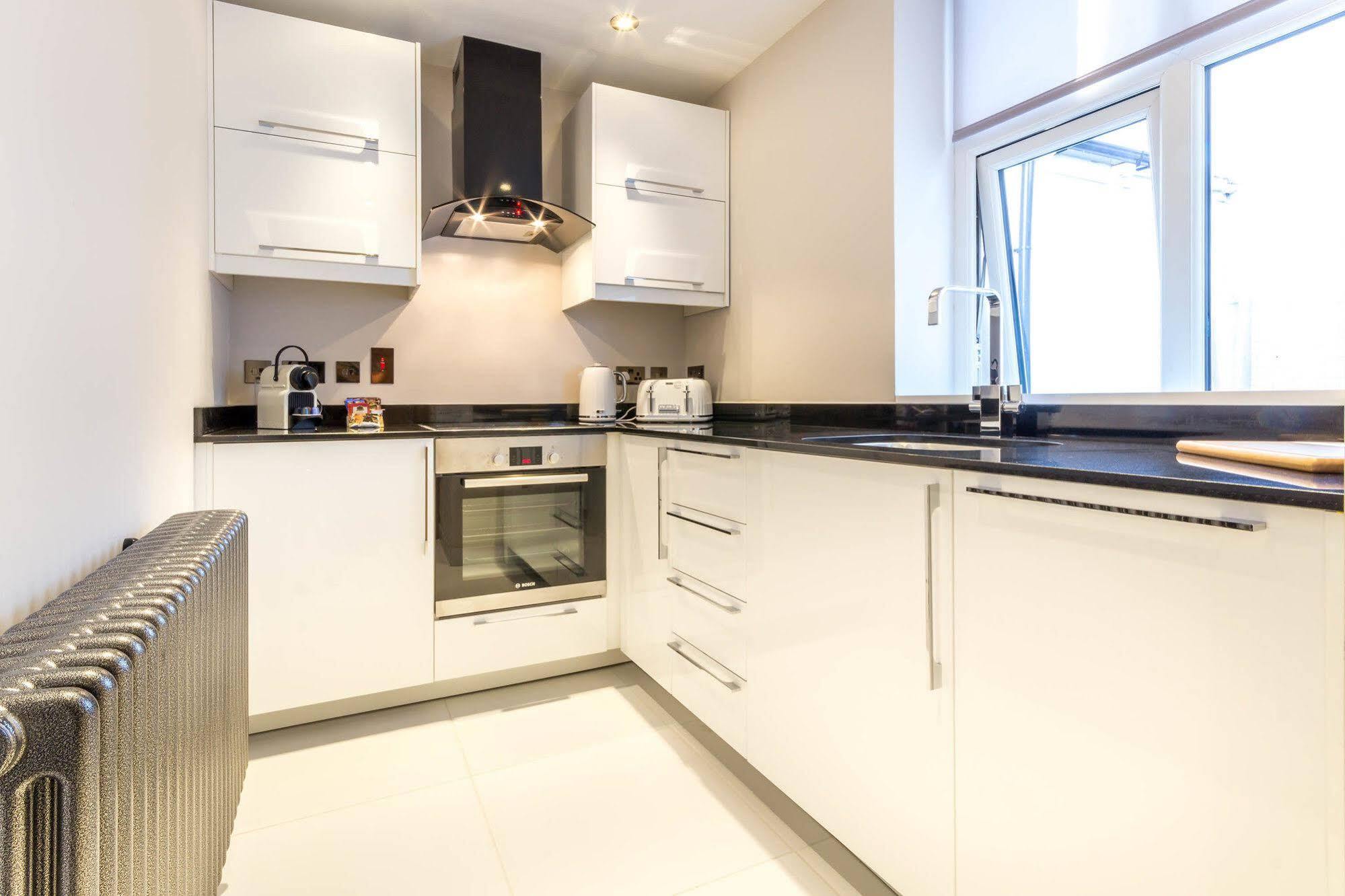 Mansio Suites Basinghall Лидс Экстерьер фото